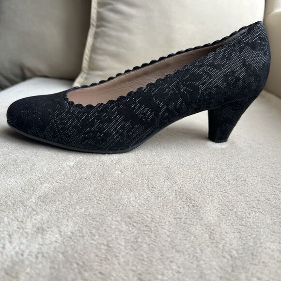 BeautiFeel Estella Black Chantilly Suede Pumps Women EU 38 US 7 - 7.5 Scalloped - Picture 1 of 16